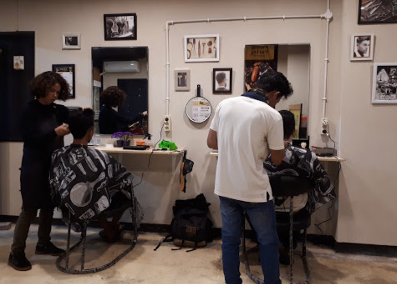 Mr.NECIZ BarberShop Surabaya
