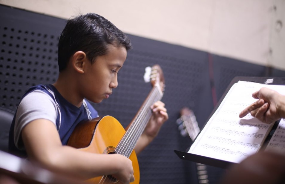 Rekomendasi Sekolah Musik di Surabaya
