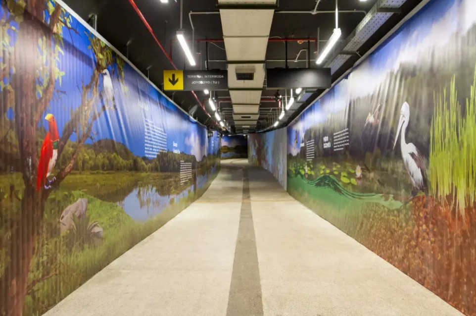 Jelajahi Keunikan Tunnel Joyoboyo KBS Surabaya, Destinasi Baru yang Instagramable!, Foto suarasurabaya.net